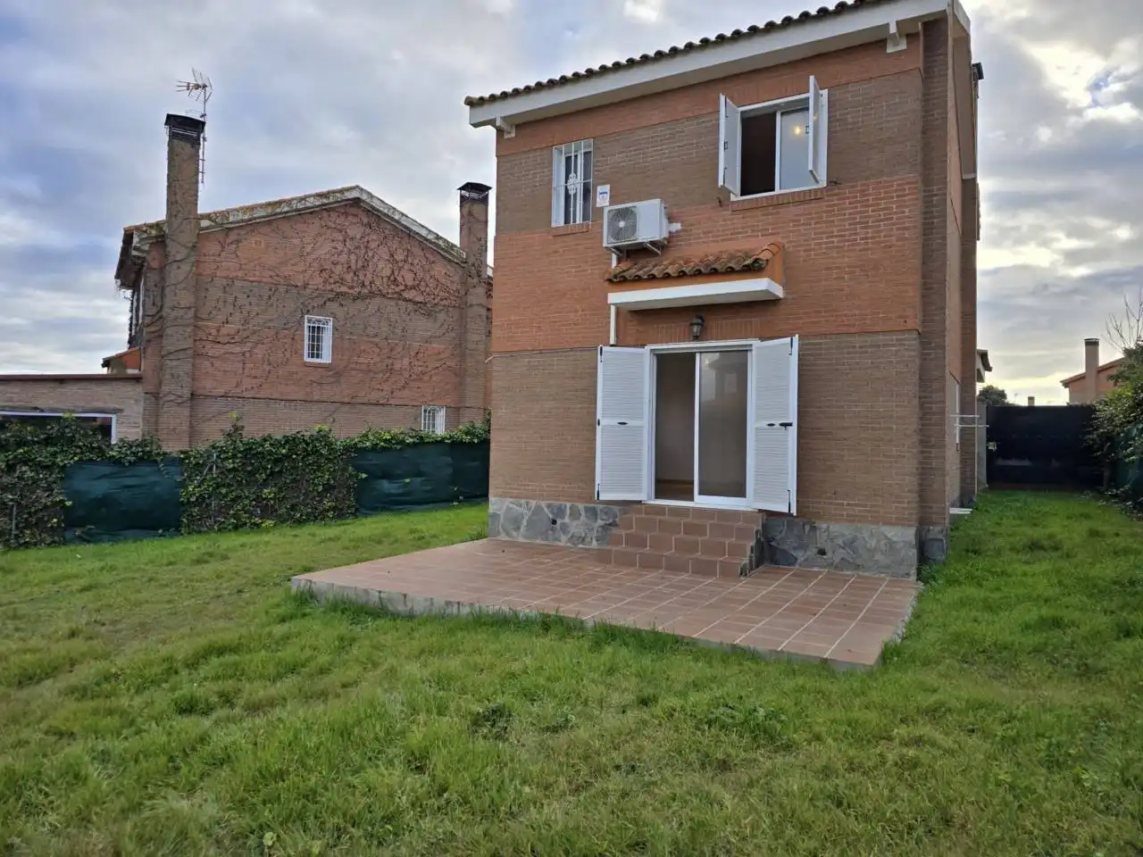 Chalet con jardín en venta en Pioz, imagen 29
