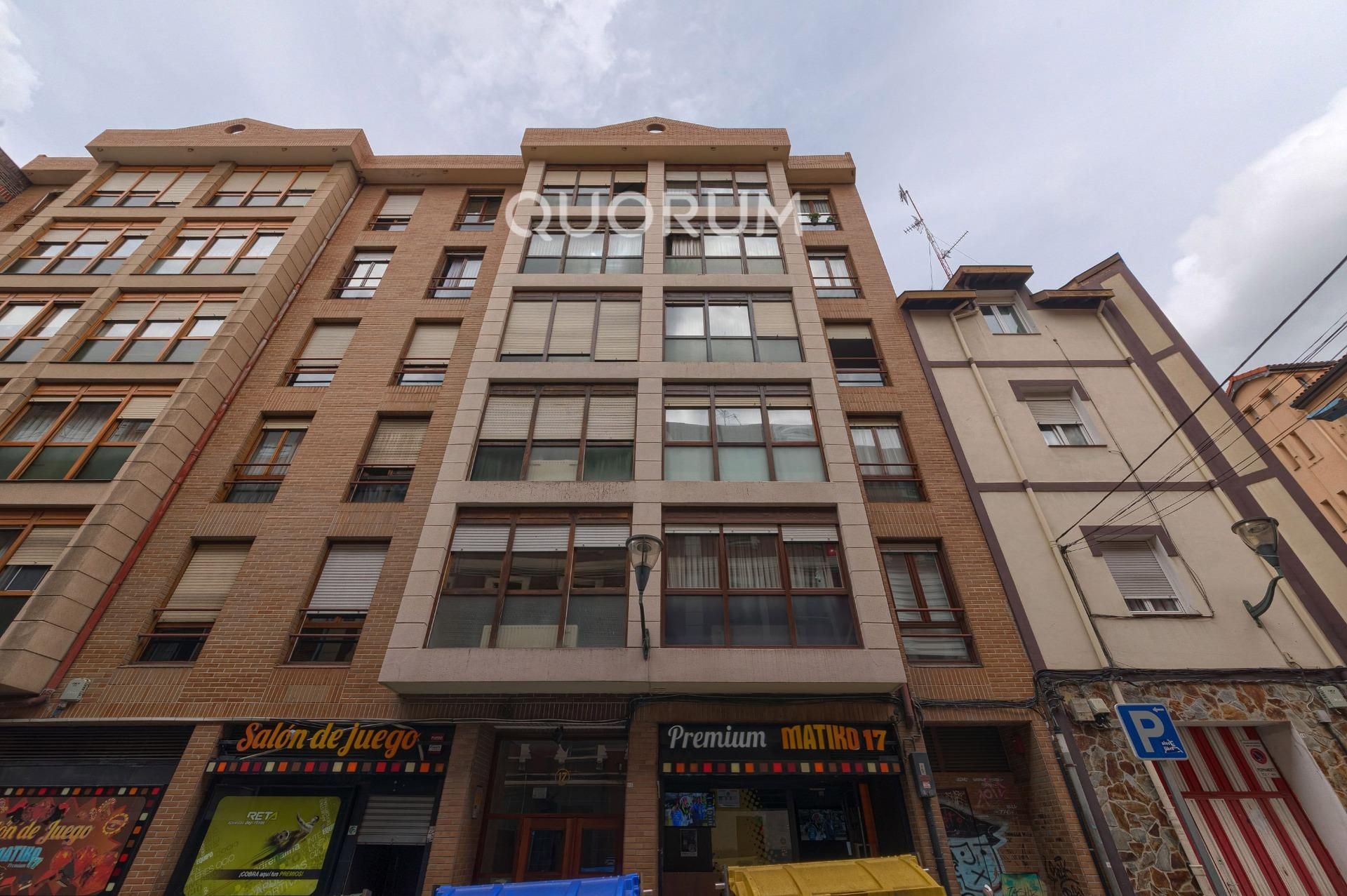 Exterior view of Flat for sale in Bilbao   with Heating and Storage room