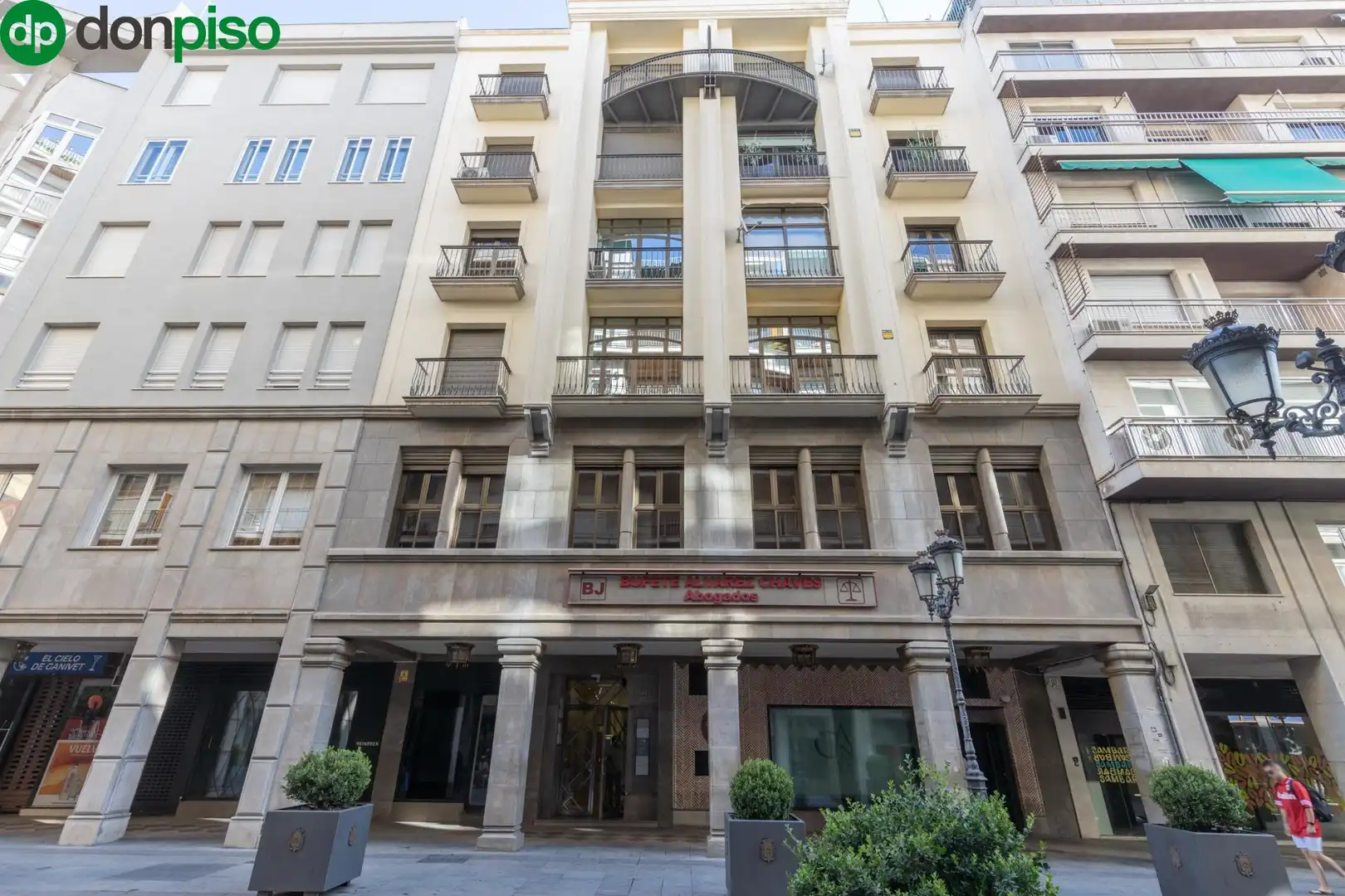 Local comercial en venda a Calle Ángel Ganivet, imagen 3