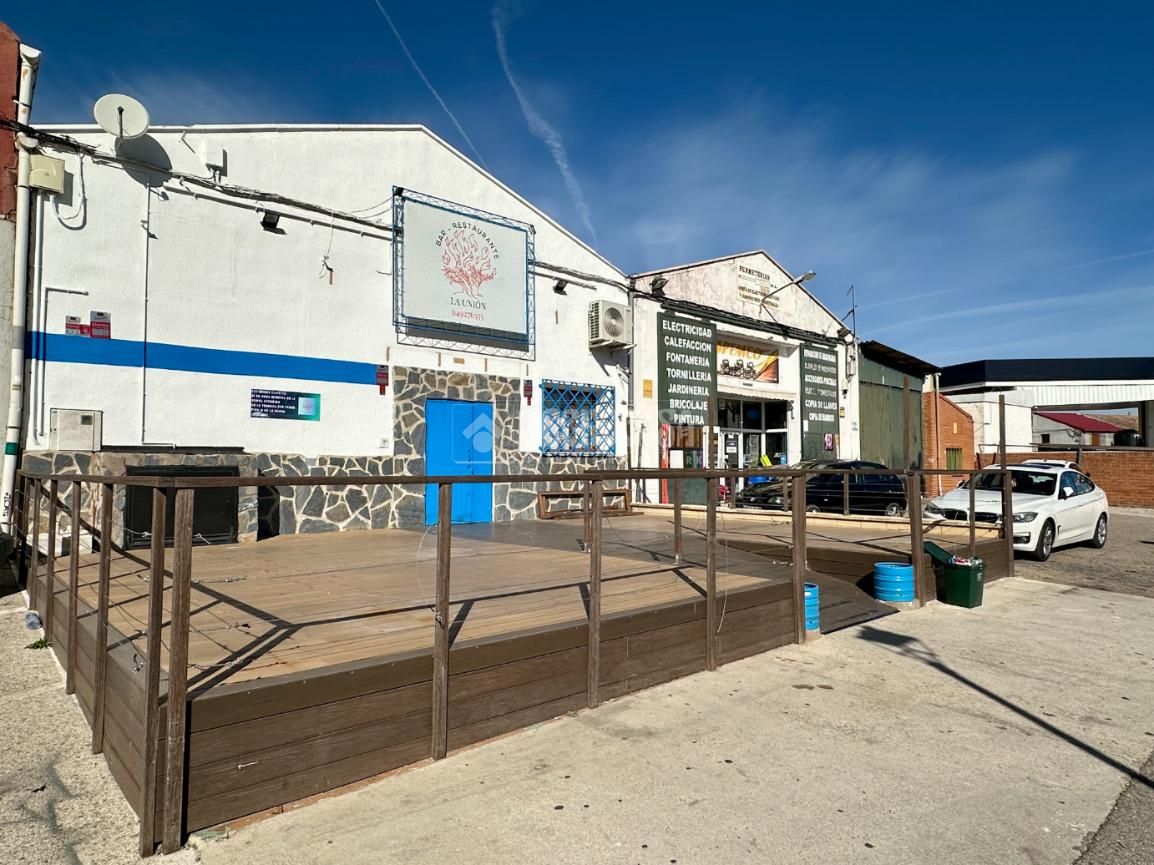 Exterior view of Premises to rent in Pozo de Guadalajara  with Air Conditioner and Heating