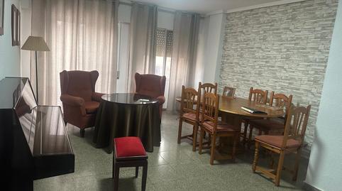 Foto 2 de Piso de alquiler en Monóvar  / Monòver, Alicante