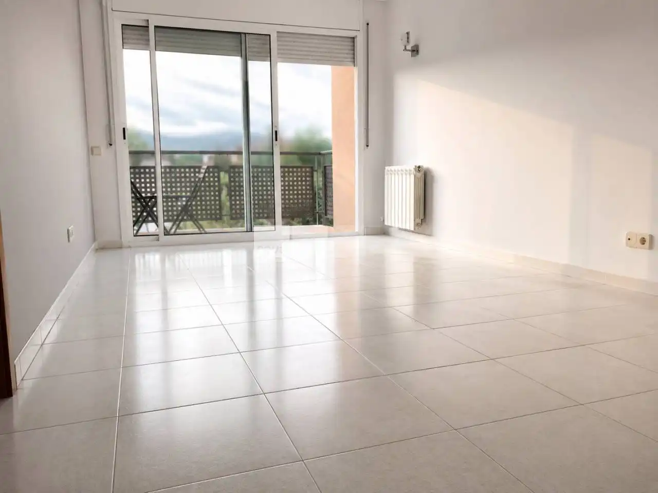 Terrasse von Wohnung zum Verkauf in Tona mit Heizung und Balkon