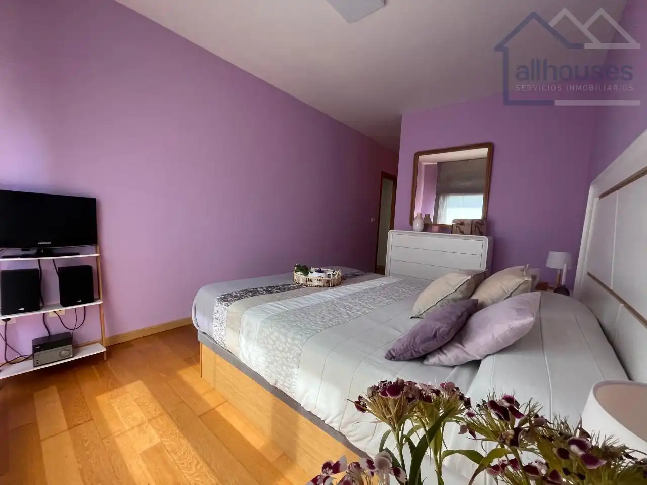 Habitación de Apartamento en venta en Vigo  con Calefacción, Piscina y Amueblado