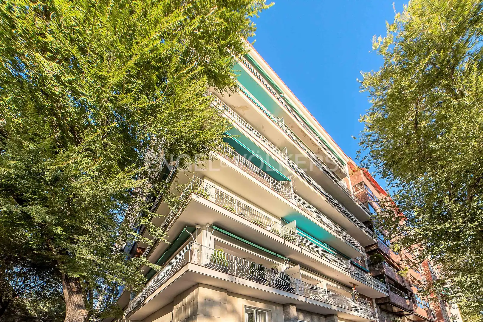 Vista exterior de Piso de alquiler en Madrid con Aire acondicionado, Calefacción y Parquet