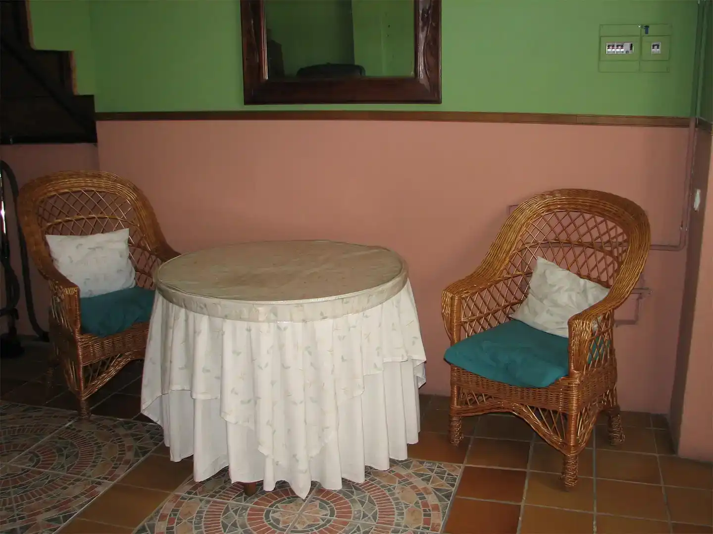 Menjador de Casa adosada en venda en Villablino amb Parquet, Moblat i Forn