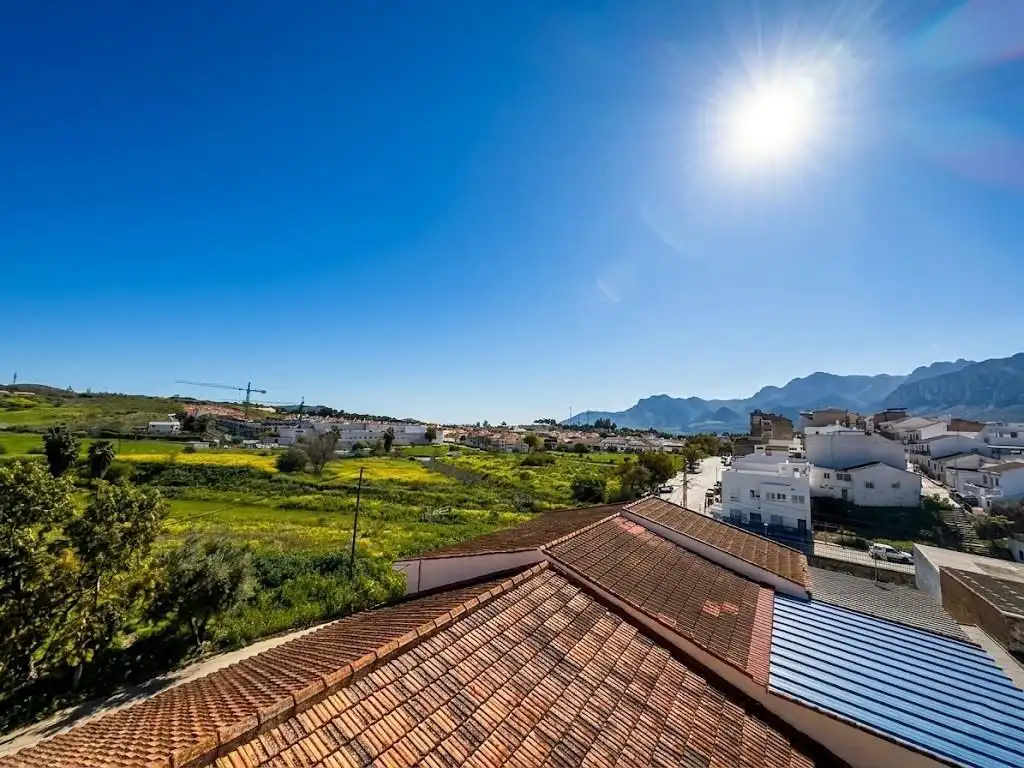 Außenansicht von Haus oder Chalet zum Verkauf in Málaga mit Klimaanlage, Heizung und Terrasse