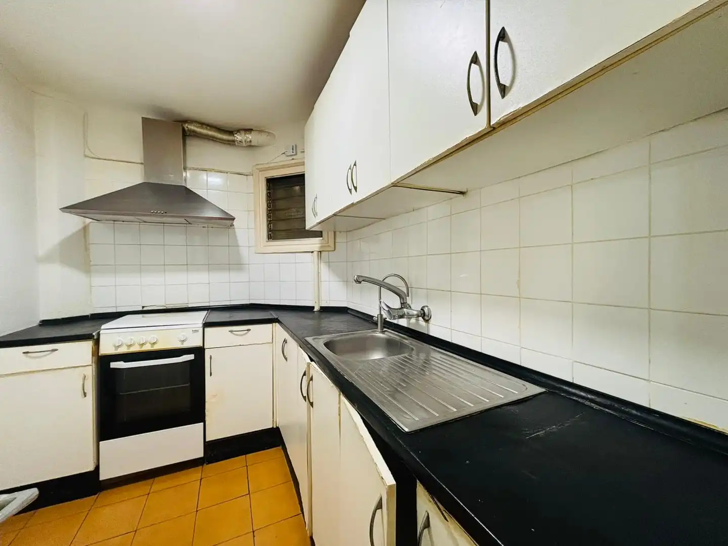 Küche von Wohnung zum Verkauf in Reus mit Terrasse