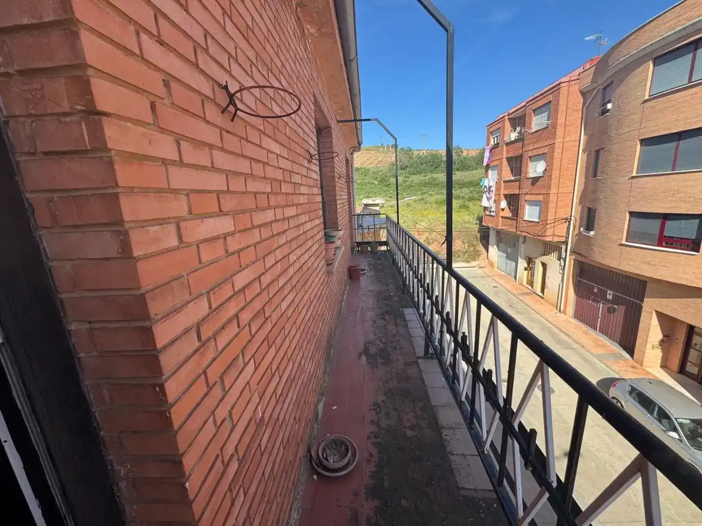 Vista exterior de Pis en venda en Navarrete amb Balcó