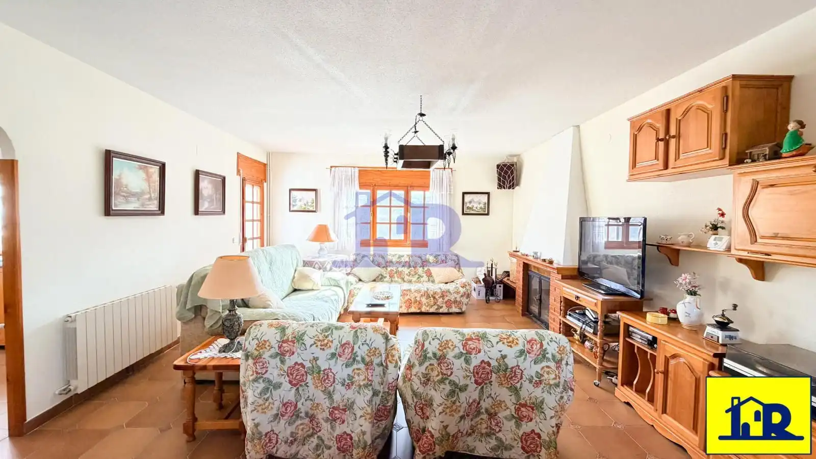 Sala de estar de Casa o chalet en venta en Fuentes con Calefacción, Terraza y Trastero