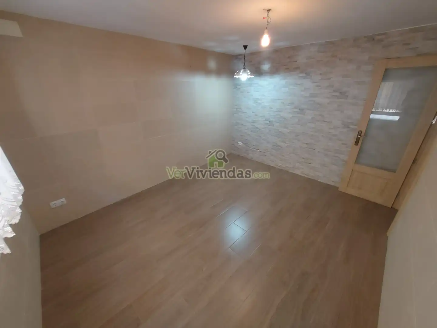 Planta baja en venta en Castellar del Vallès con Terraza, Horno y Internet