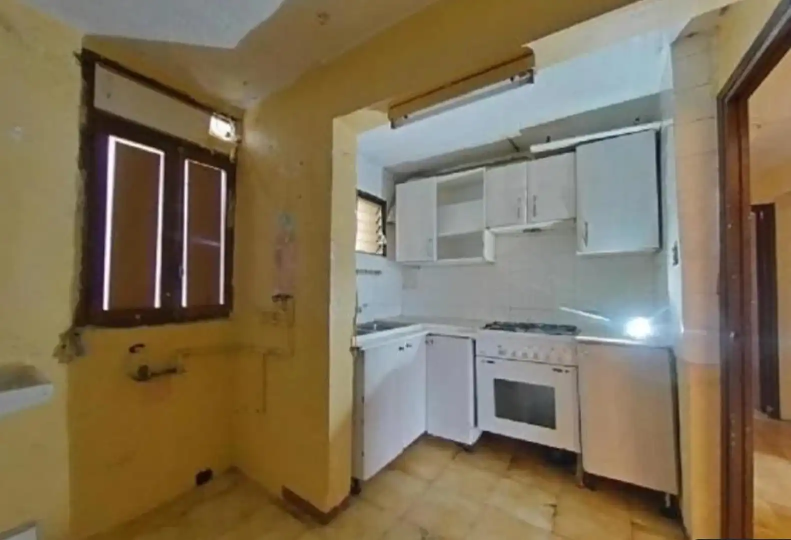 Cocina de Apartamento en venta en Badalona