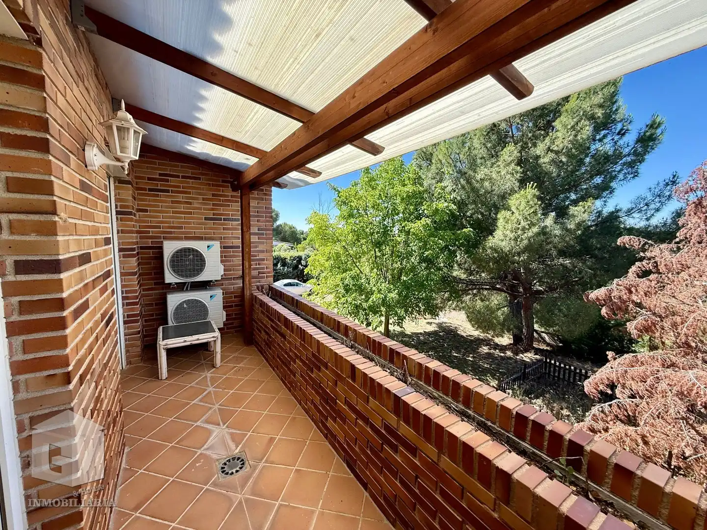 Terrassa de Casa o xalet en venda en Villaviciosa de Odón amb Aire condicionat, Calefacció i Jardí privat