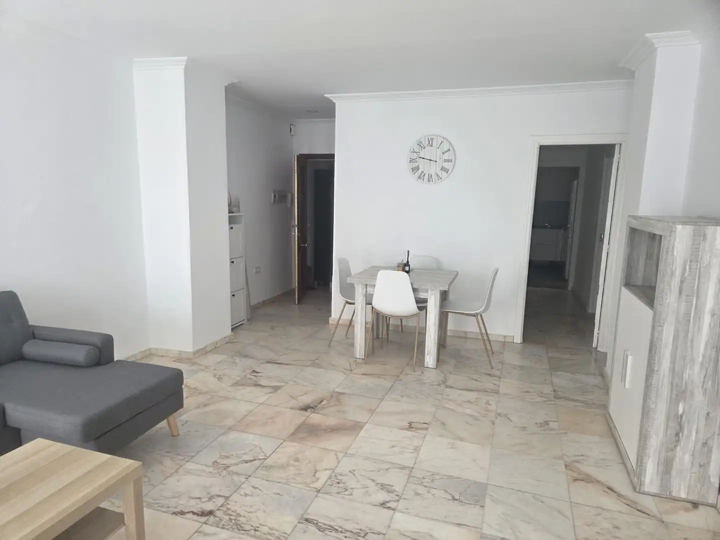 Comedor de Apartamento de alquiler en Badajoz con Aire acondicionado, Amueblado y Lavadora