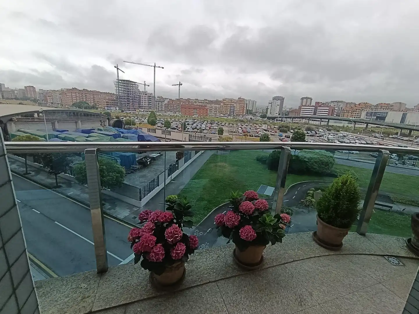 Terrassa de Pis en venda en Gijón  amb Calefacció, Terrassa i Traster