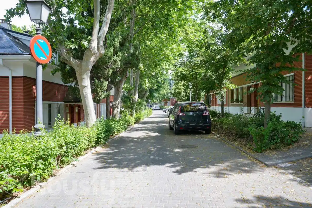 Exterior view of Houses for sale in Madrid  with Air Conditioner, Heating and Terrace