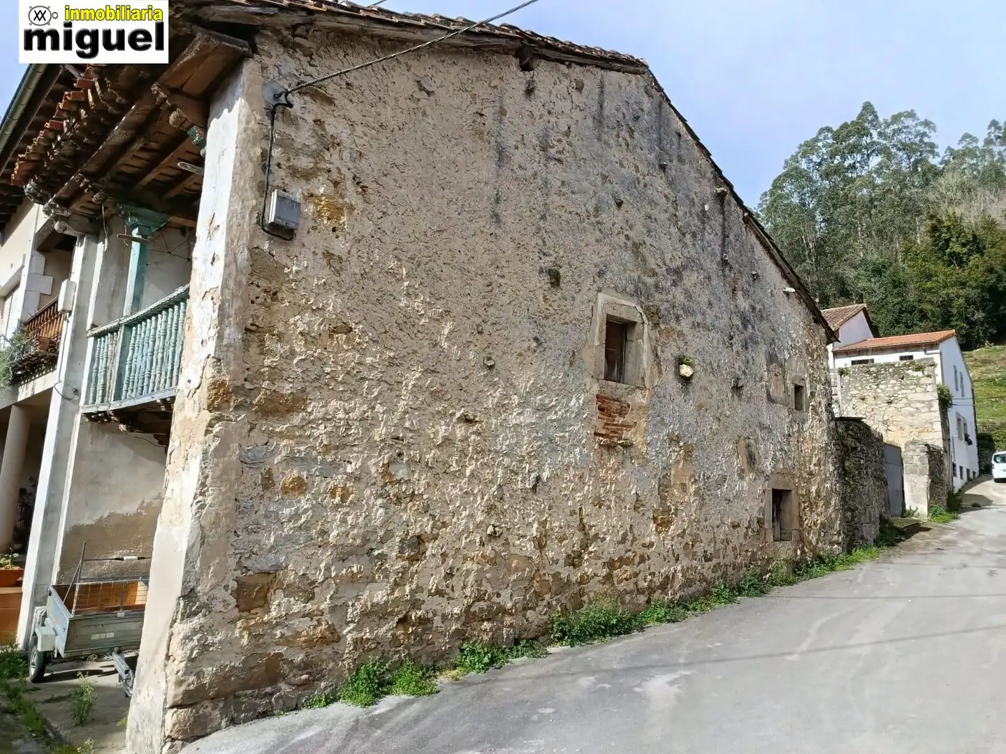 Vista exterior de Casa o xalet en venda en Val de San Vicente 