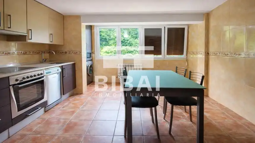 Küche von Wohnung zum Verkauf in Arrasate / Mondragón mit Heizung, Abstellraum und Balkon
