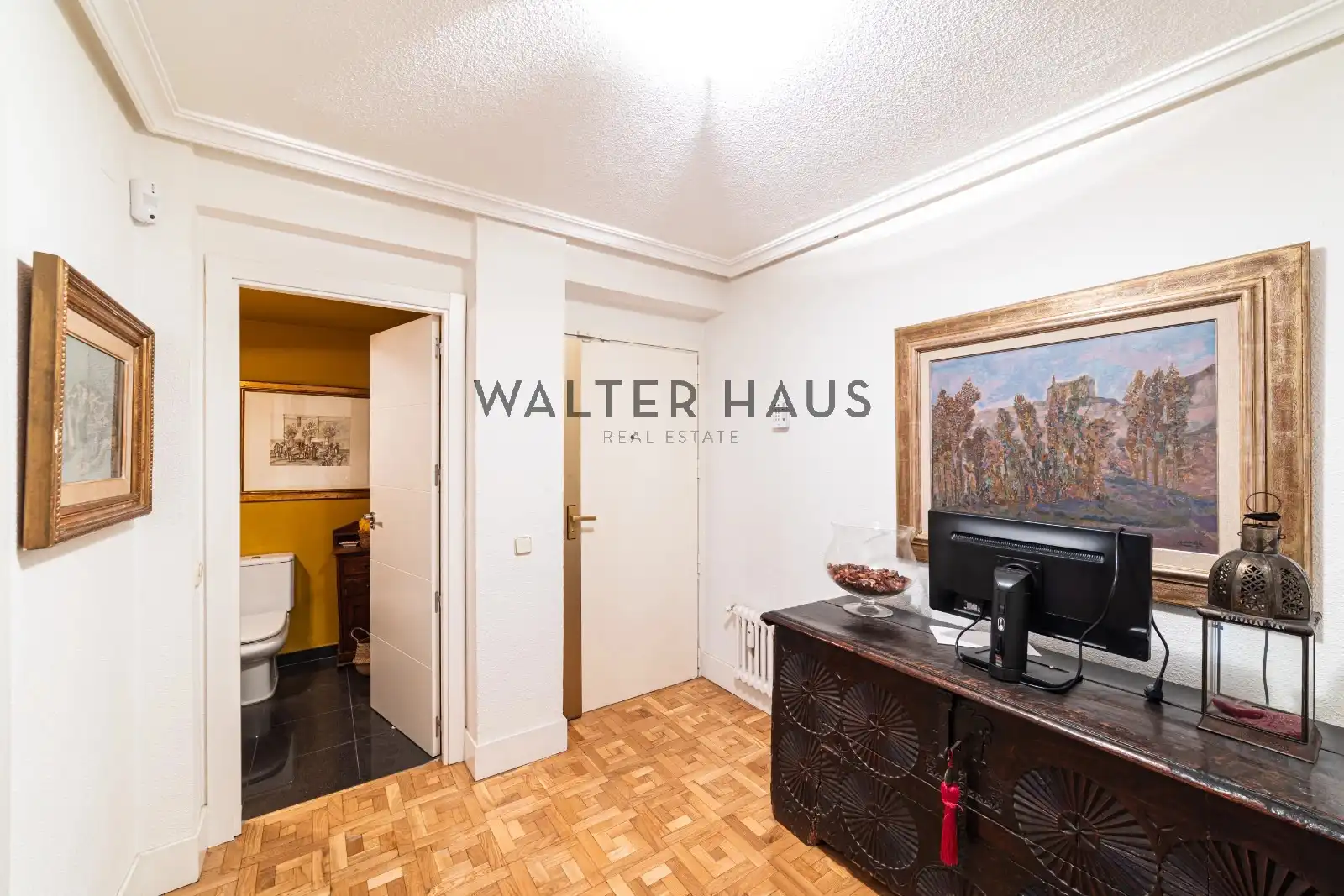 Flat for sale in Madrid  with Air Conditioner, Heating and Terrace