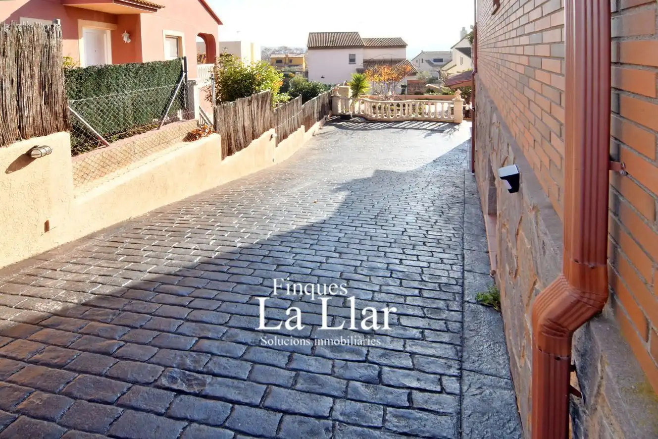 Casa o xalet en venda a MARTI I POL, Rodonyà