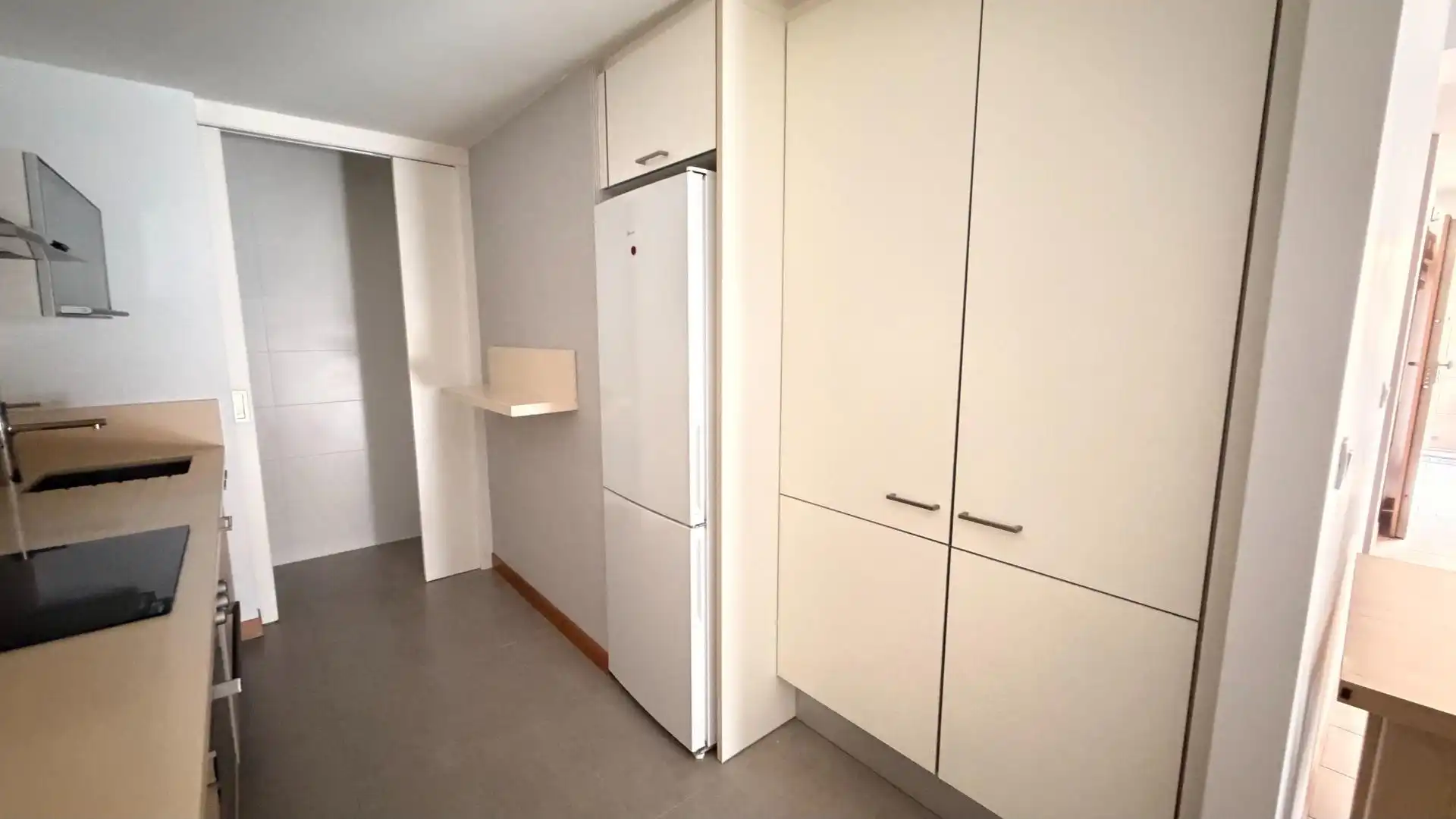 Cocina de Apartamento en venta en Elche / Elx con Aire acondicionado, Jardín privado y Terraza
