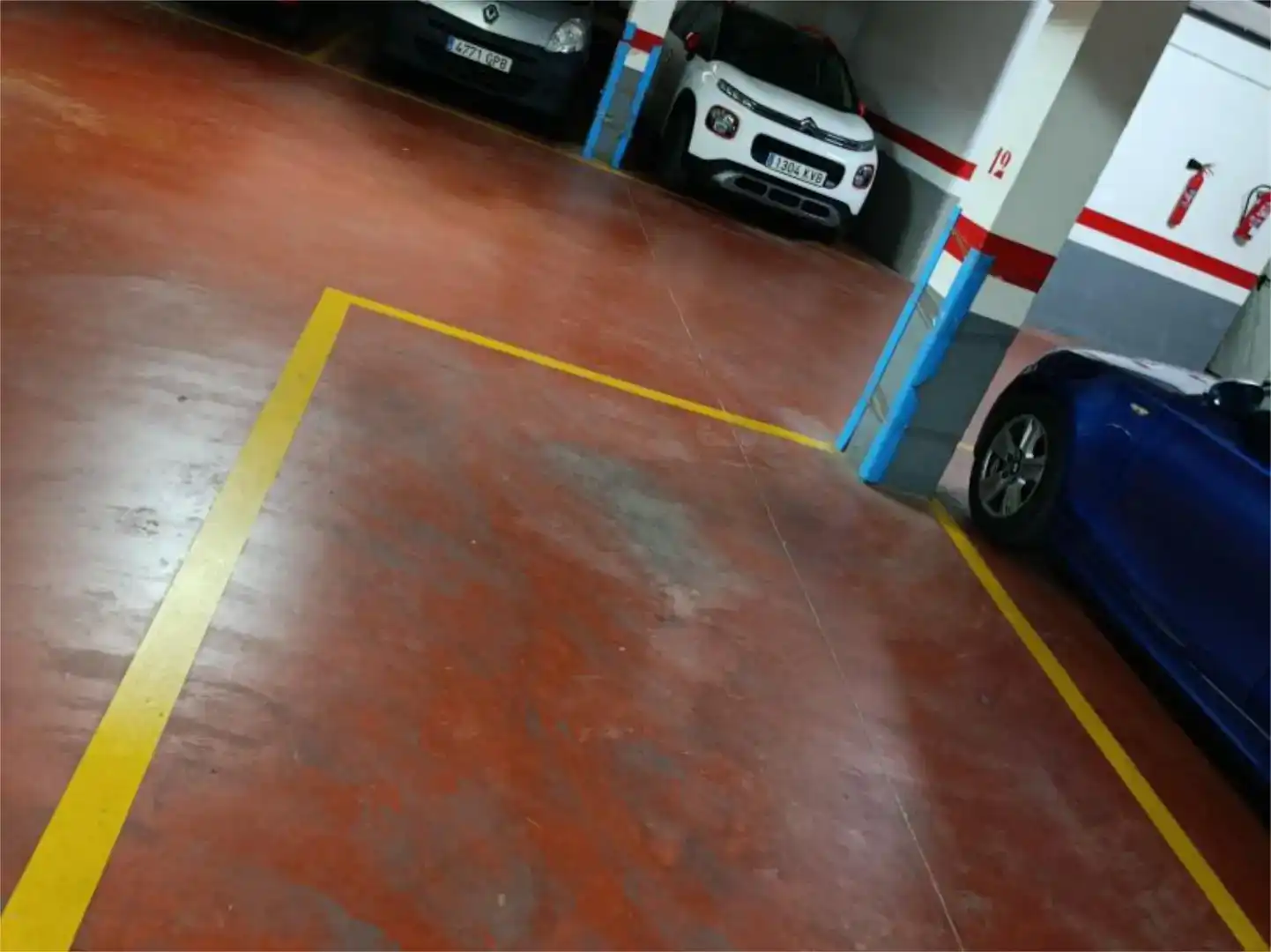 Parkplatz von Wohnung zur Miete in Torrent mit Klimaanlage, Schwimmbad und Balkon