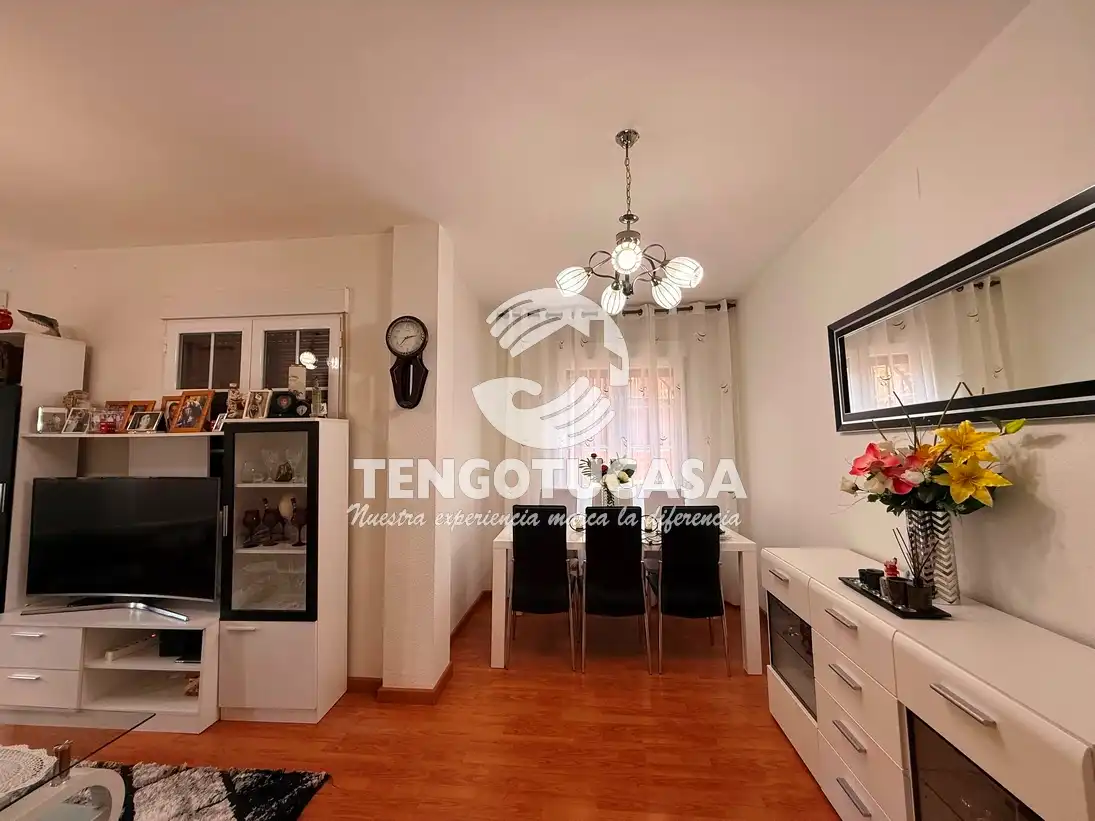 Comedor de Casa o chalet en venta en Bargas con Aire acondicionado, Calefacción y Jardín privado