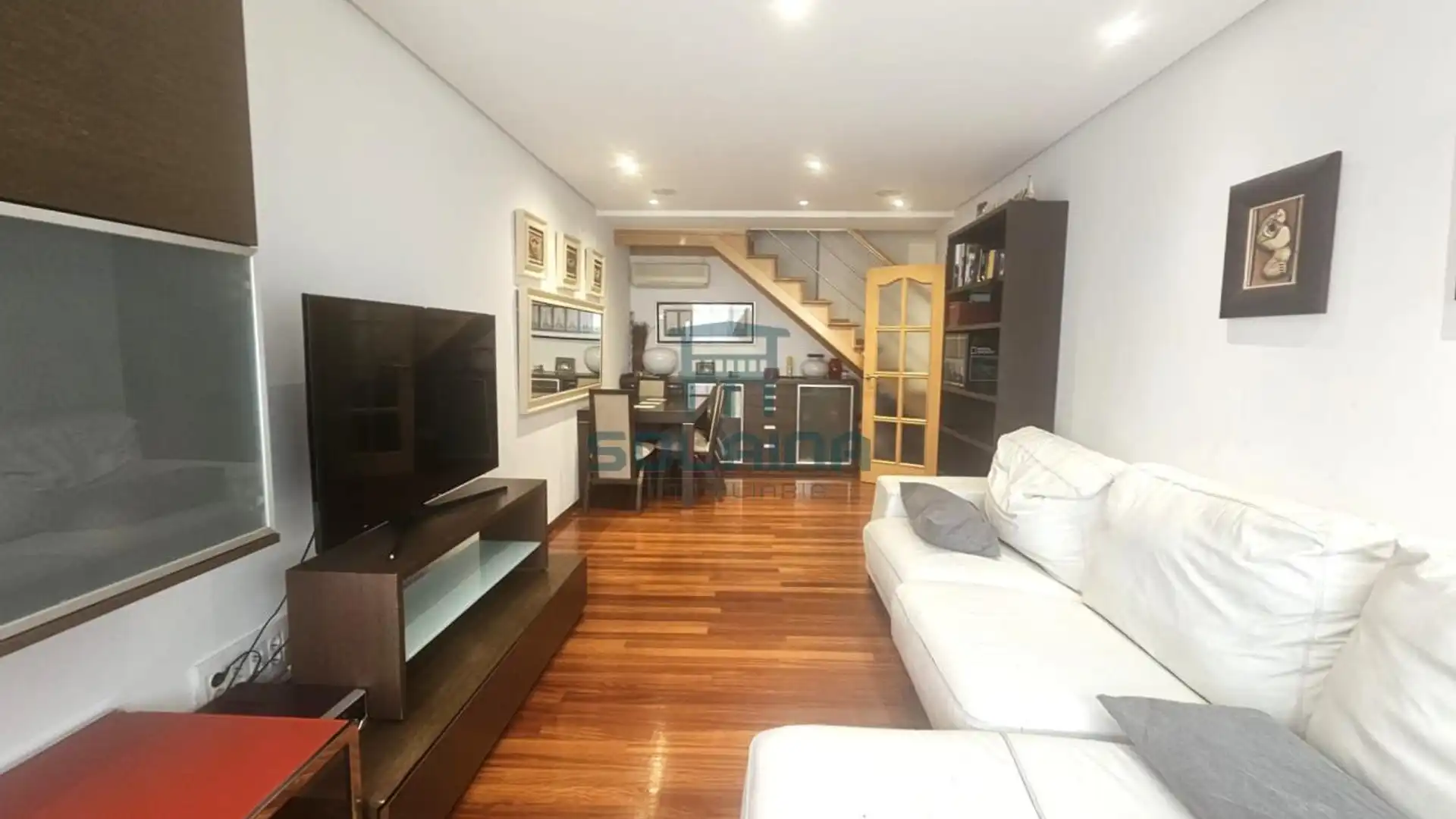 Living room of Duplex for sale in Ourense Capital   with Air Conditioner and Heating