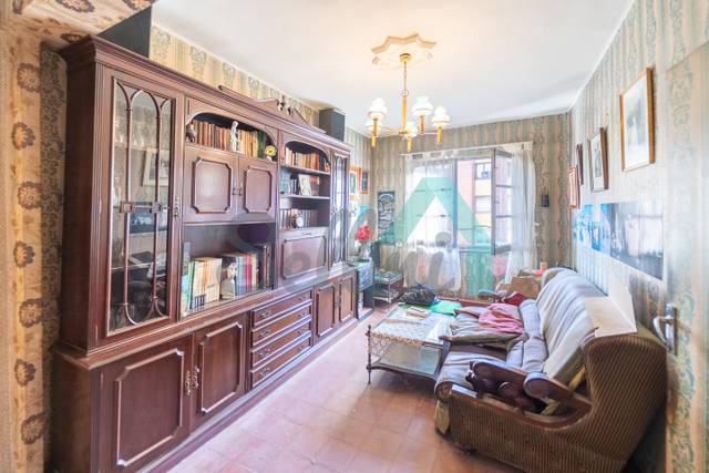 Piso en Venta en Río Narcea en Ventanielles