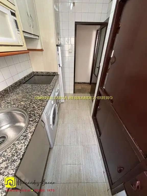 Cuina de Pis en venda en San Bernardo - Carmelitas - Campus