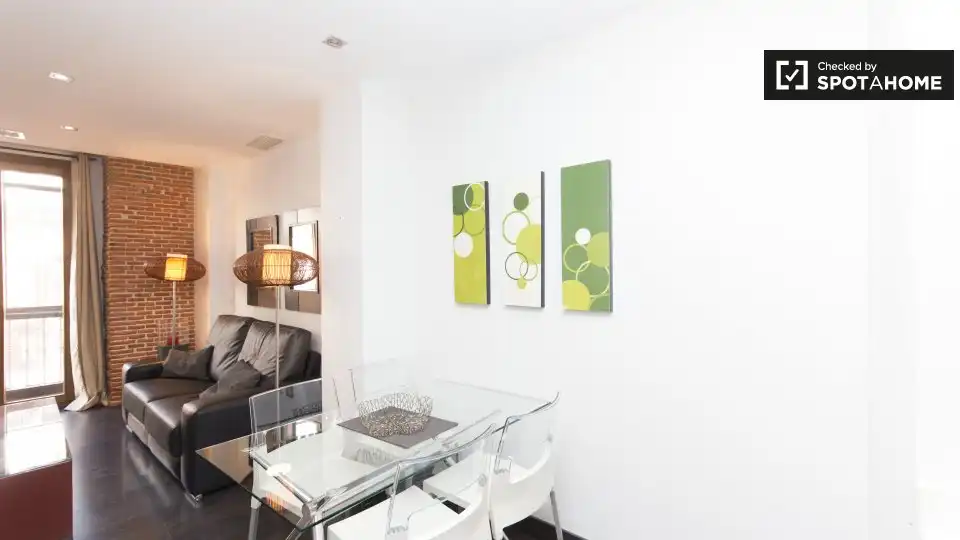 Appartamento con terrazza in affitto a Centro, imagen 4
