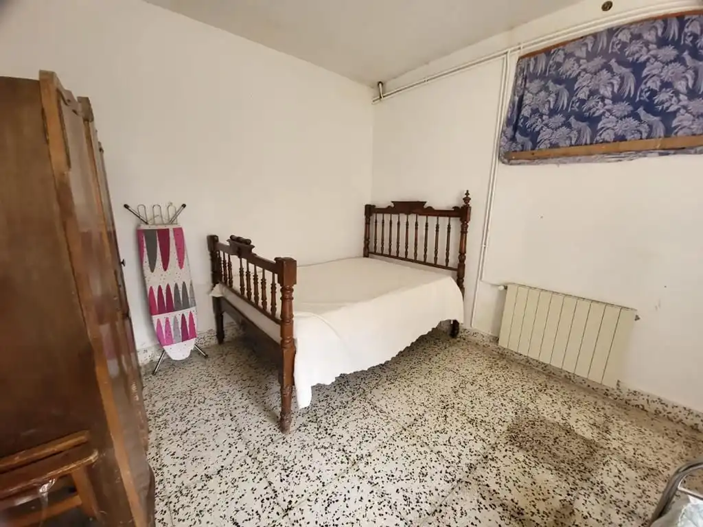 Dormitori de Casa o xalet en venda en Casas de Haro amb Aire condicionat, Calefacció i Moblat