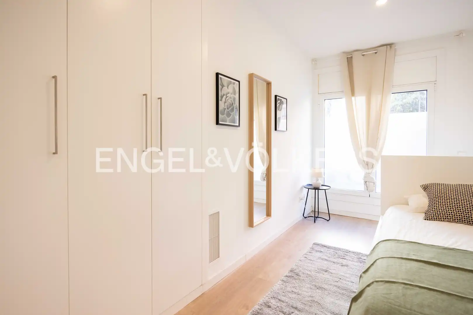Bedroom of Flat for sale in Barcelona  with Air Conditioner, Heating and Private garden