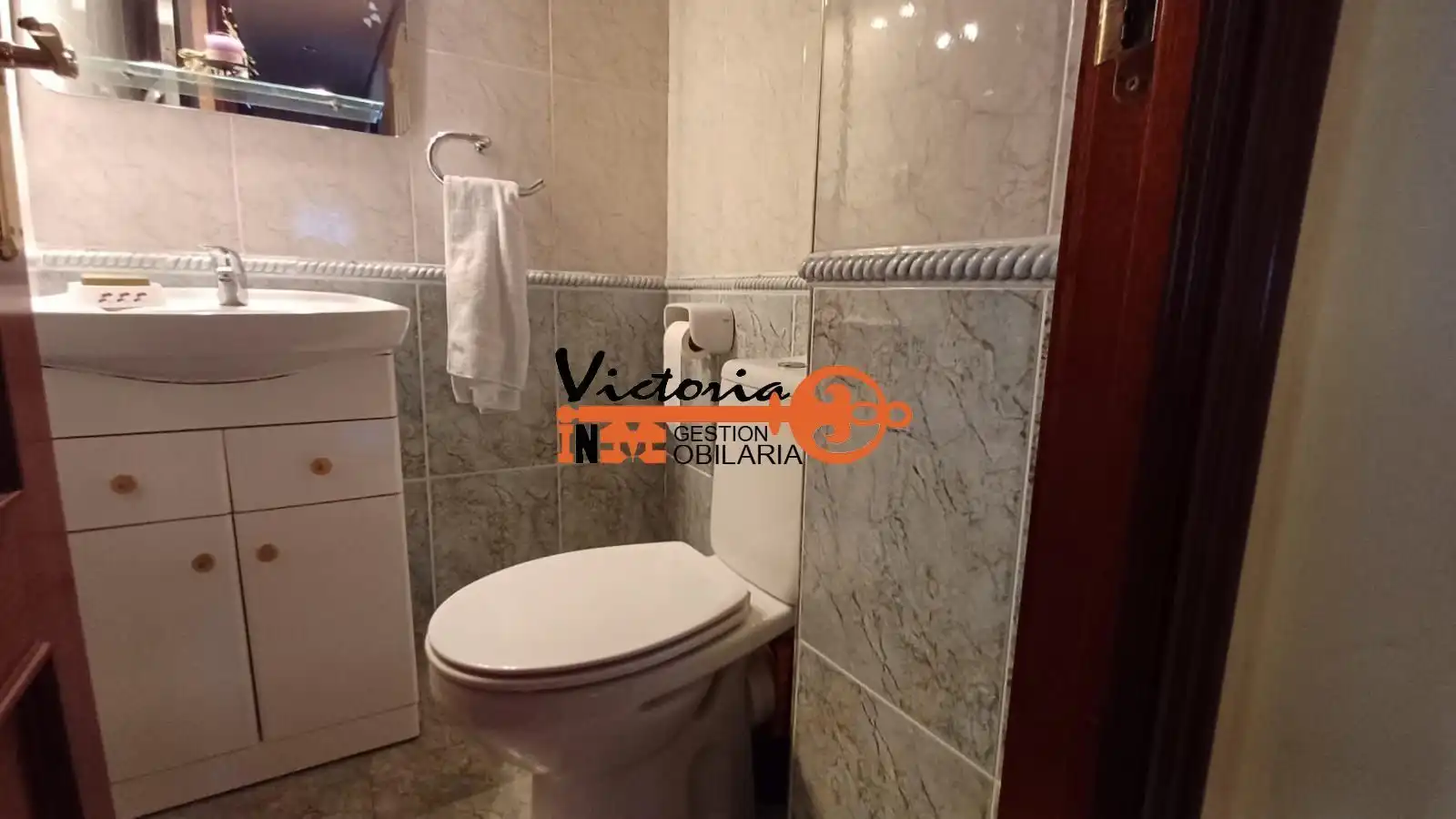 Bathroom of Apartments for sale in Castro-Urdiales  with Heating