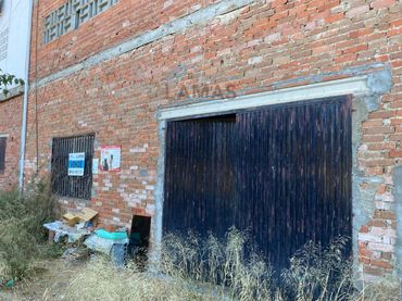 Gewerbefläche zum Verkauf in Calle de Valfrio 18