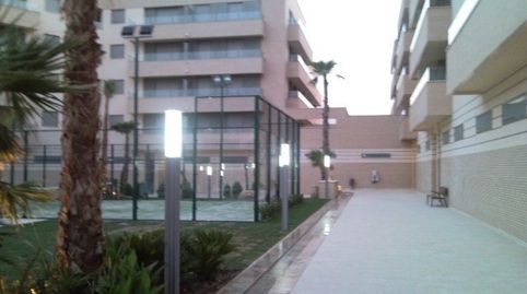 Foto 3 von Wohnung zur Miete in Avenida Sta. María de Trassierra, Huerta de la Reina - Trassierra, Córdoba Capital