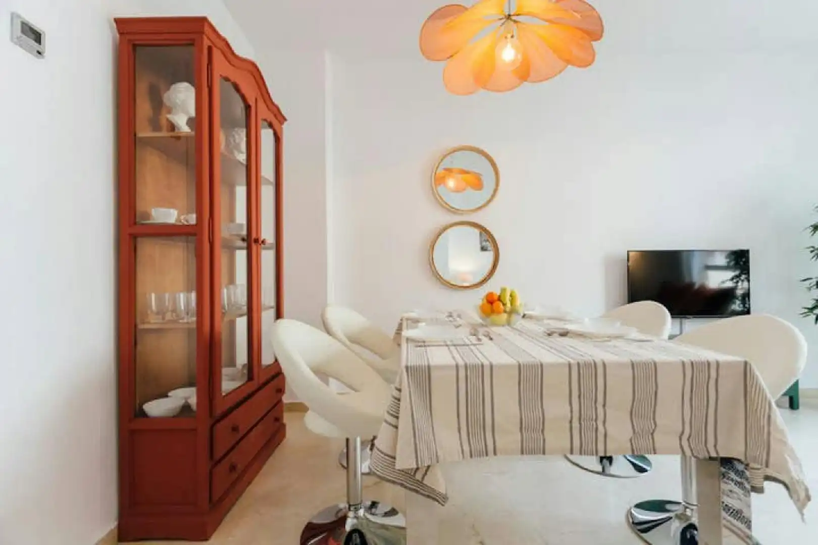 Comedor de Piso de alquiler en Sevilla con Aire acondicionado, Calefacción y Lavadora