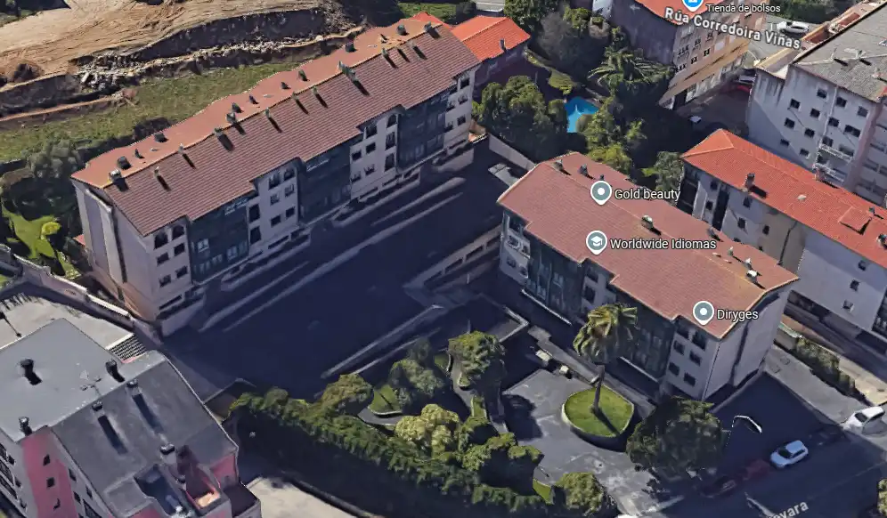 Vista exterior de Piso en venta en Oleiros con Trastero