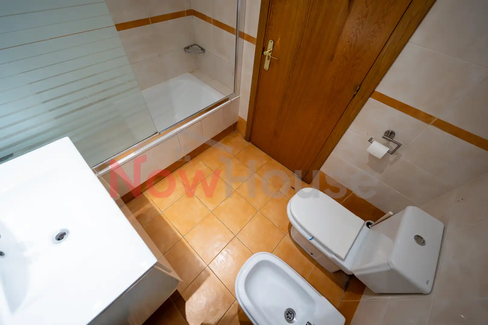 Baño de Piso en venta en  Palma de Mallorca con Aire acondicionado, Calefacción y Terraza