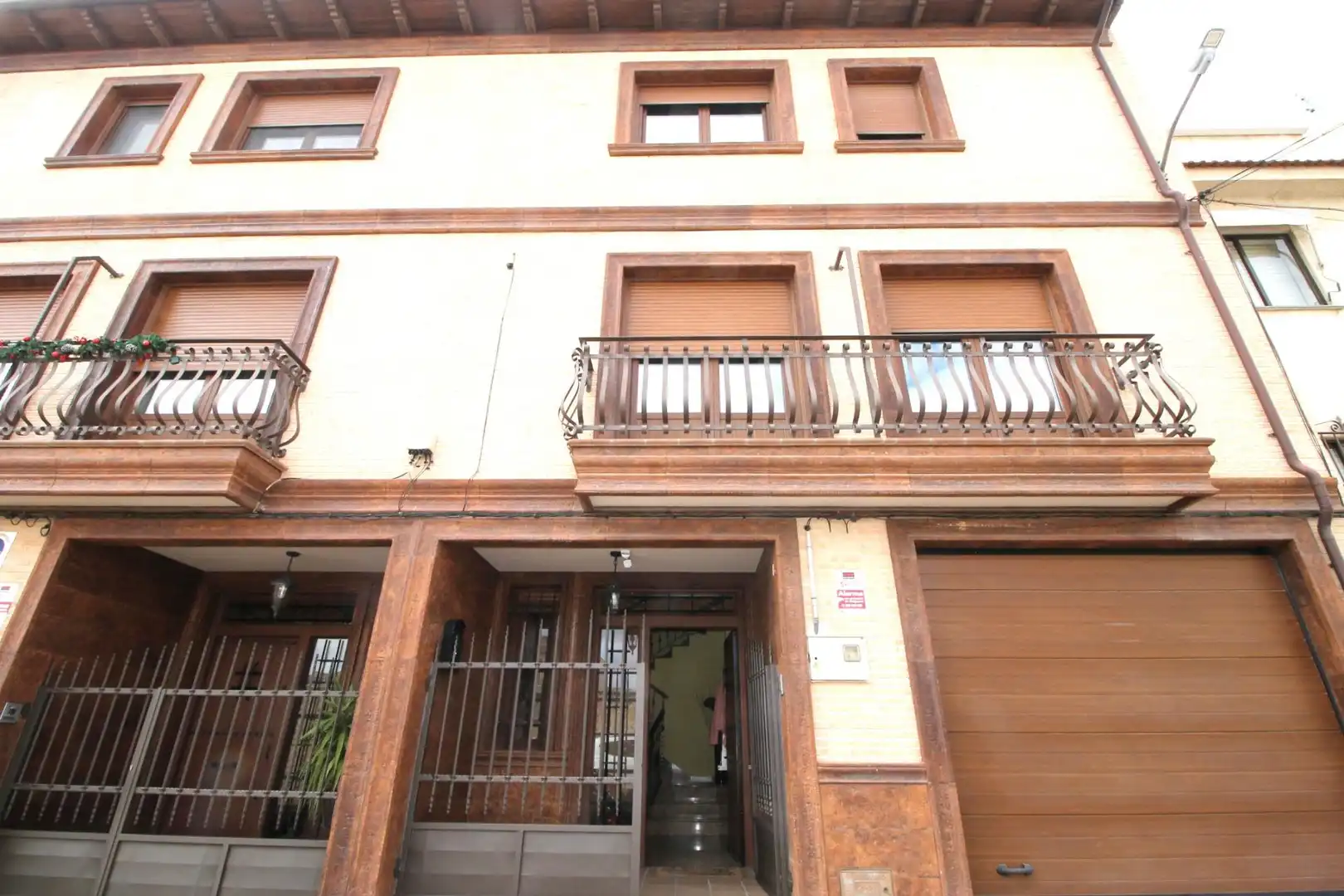 Vista exterior de Casa o chalet en venta en Tarancón con Calefacción, Jardín privado y Terraza