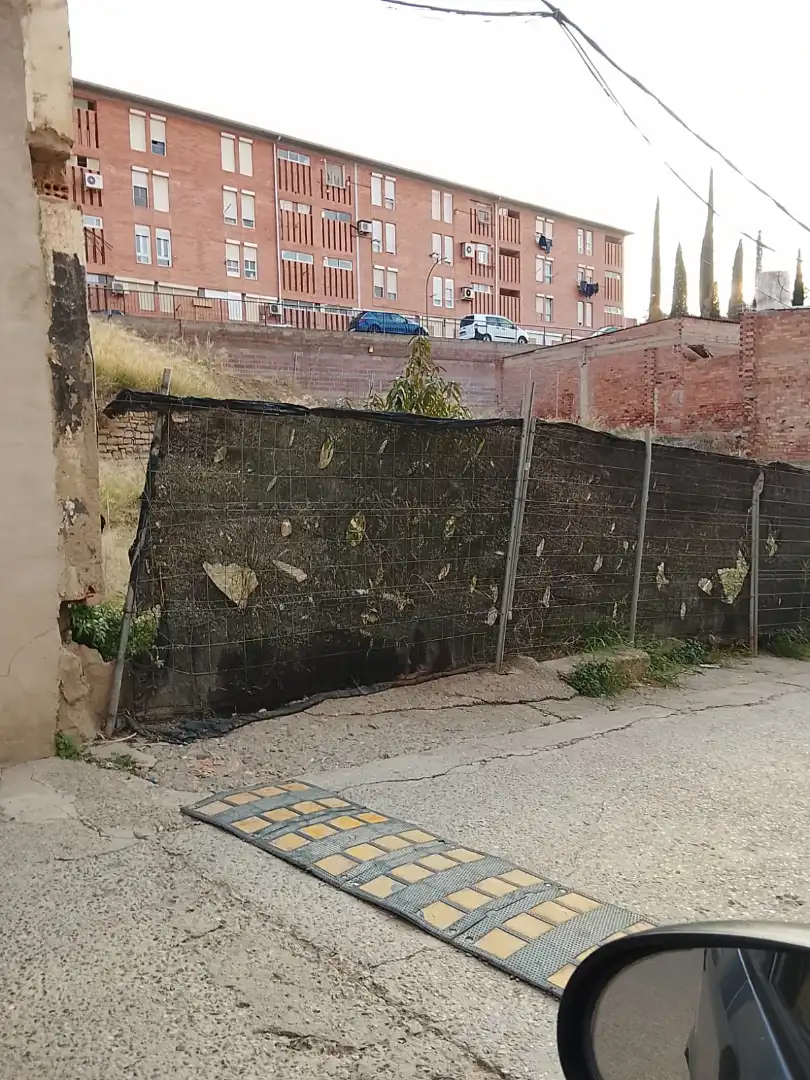 Außenansicht von Residential zum Verkauf in Fraga