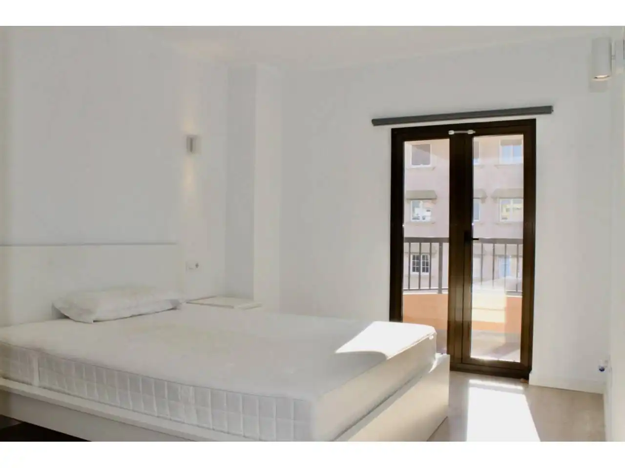 Schlafzimmer von Wohnung zur Miete in  Palma de Mallorca mit Klimaanlage, Heizung und Parkett