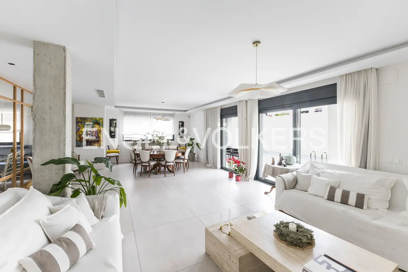 Sala d'estar de Casa o xalet de lloguer en Madrid amb Aire condicionat, Calefacció i Jardí privat