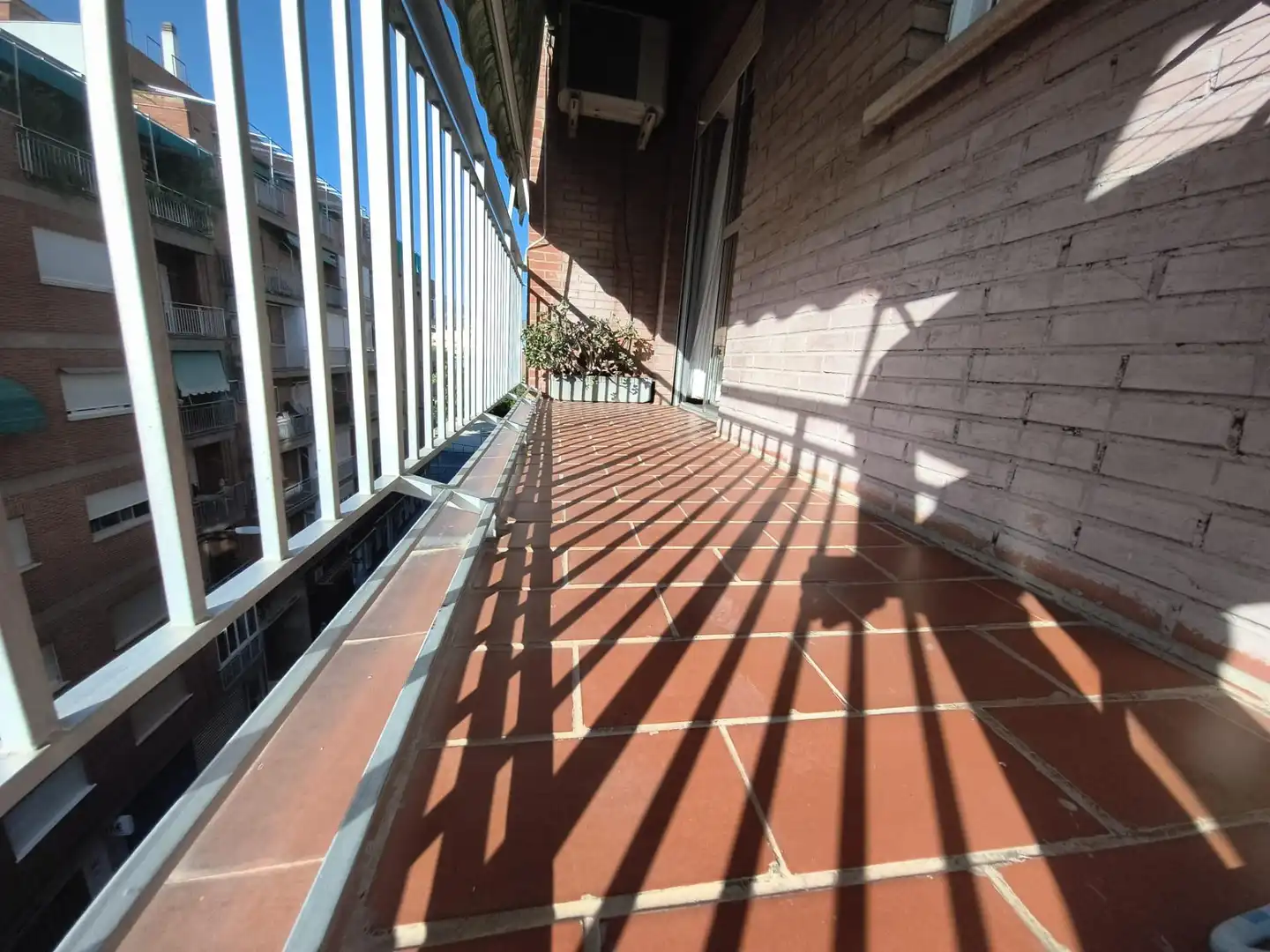 Terrassa de Pis de lloguer en Granada amb Aire condicionat, Calefacció i Terrassa