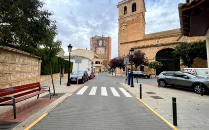 Vista exterior de Casa adosada en venda en Quintanar de la Orden amb Calefacció