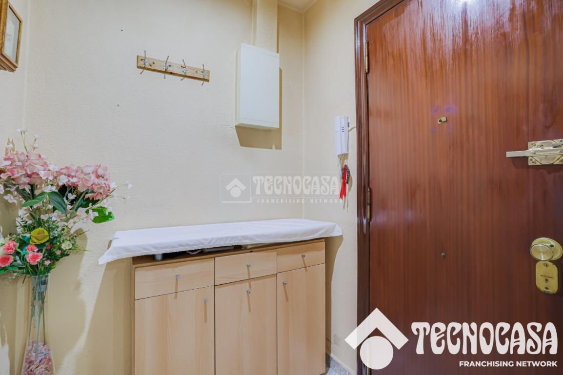 Piso en venta en Ripollet con Aire acondicionado