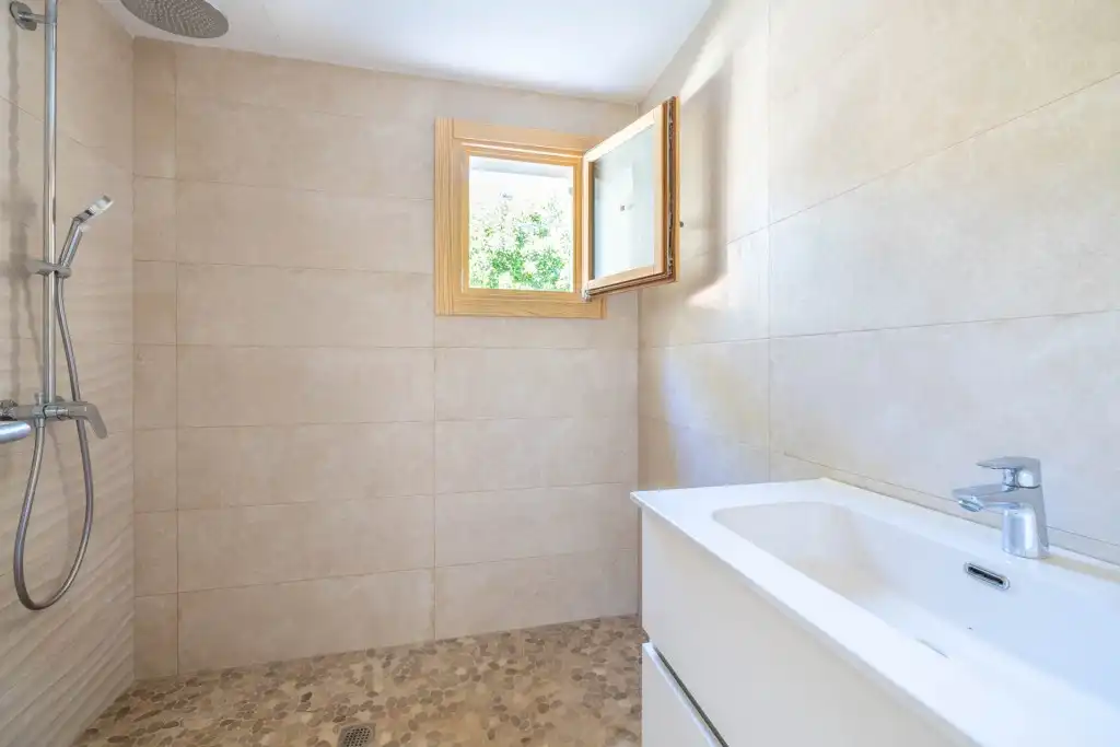 Baño de Apartamento en venta en Pollença con Aire acondicionado, Jardín privado y Terraza