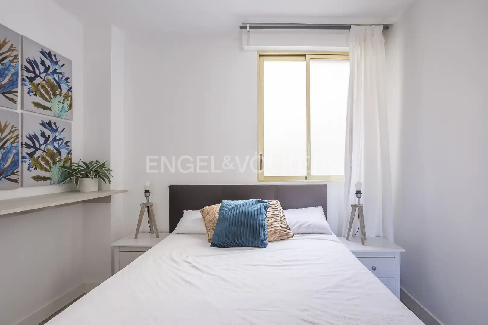 Bedroom of Flat for rent in Madrid  with Air Conditioner, Heating and Furnished