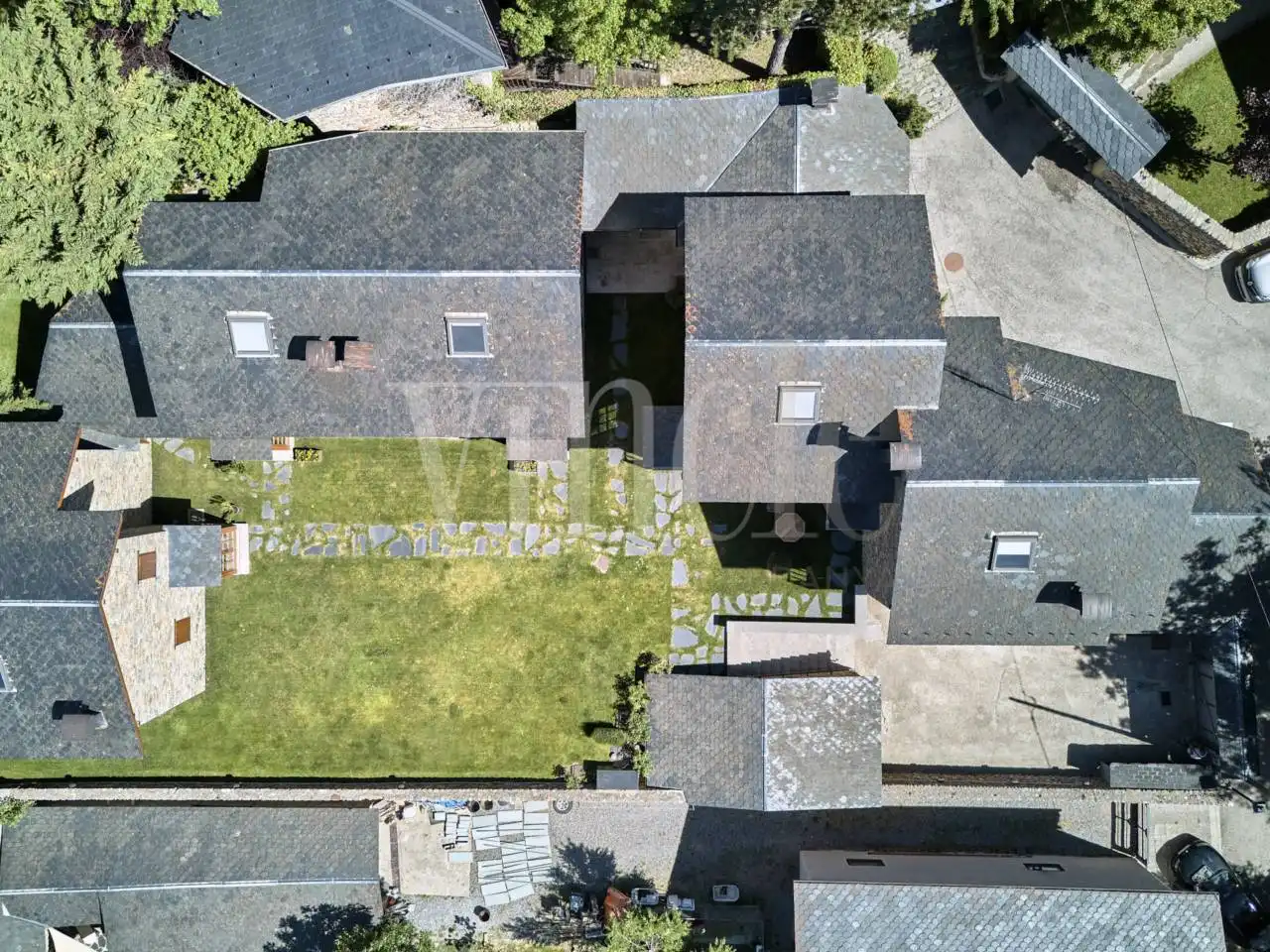 Vista exterior de Casa adosada en venta en Urús con Parquet y Terraza