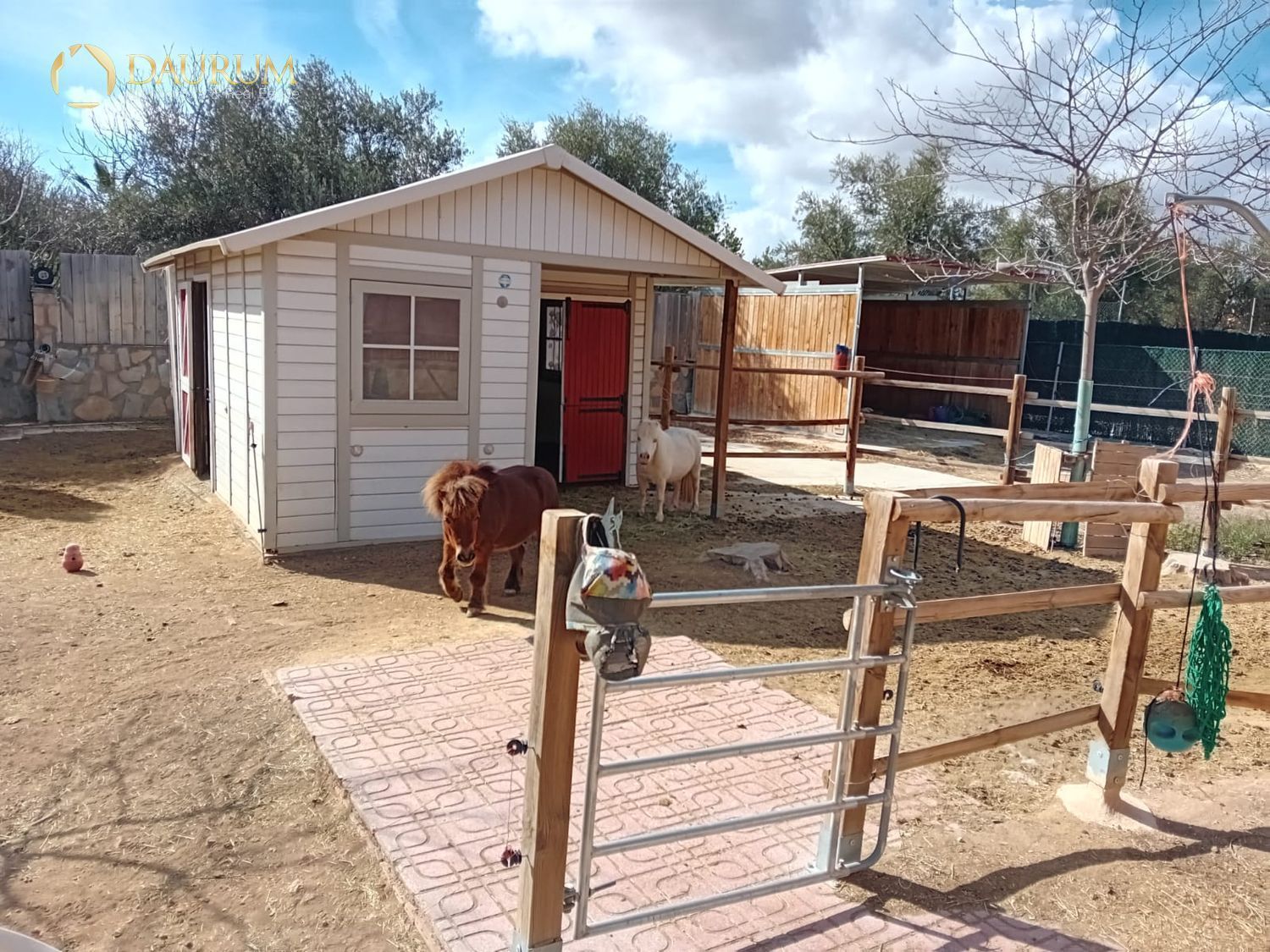 Vista exterior de Casa o chalet en venta en San Vicente del Raspeig / Sant Vicent del Raspeig con Aire acondicionado y Terraza