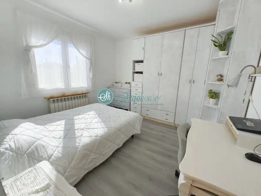 Villa zum Verkauf in Santa María la Real de Nieva, imagen 32
